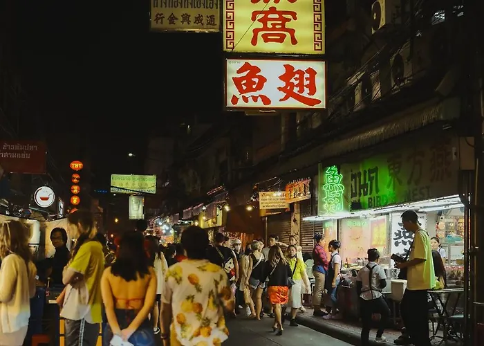 Hidden Gems In China Town, 2br Apartment *