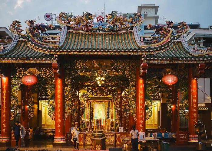 Apartment Hidden Gems In China Town, 2br Bangkok