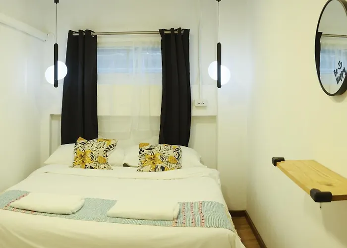 Apartment Hidden Gems In China Town, 2br